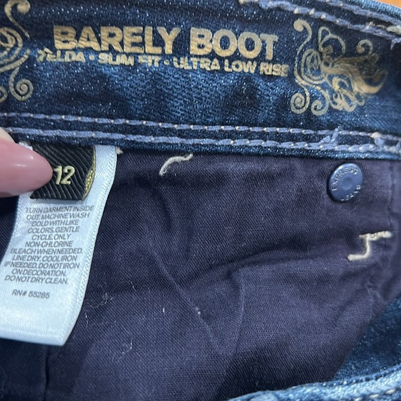 EXPRESS barely boot Zelda, slim fit ultra low rise jeans - Picture 6 of 6